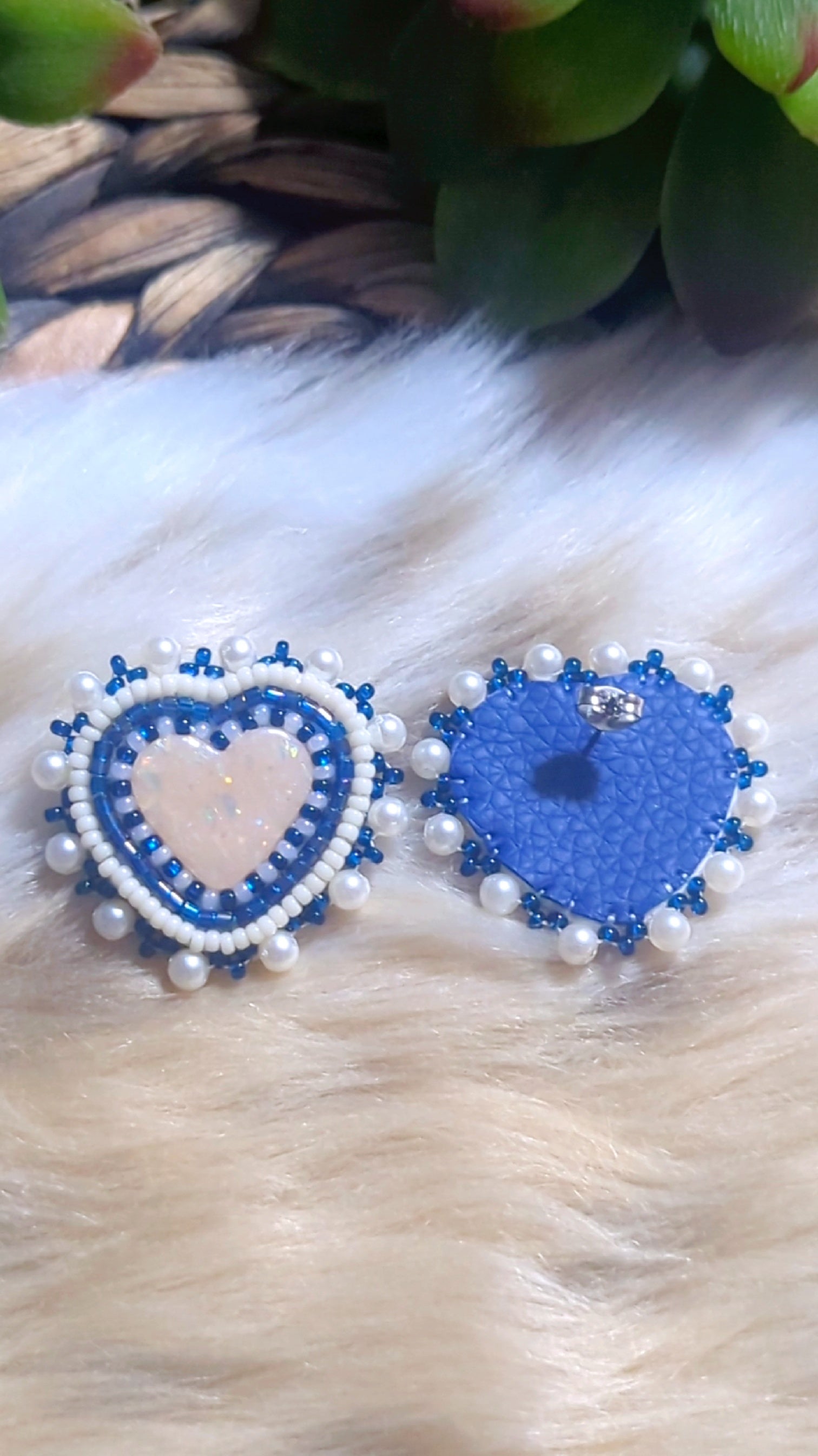 Pearl Deep Sapphire Blue Hearts